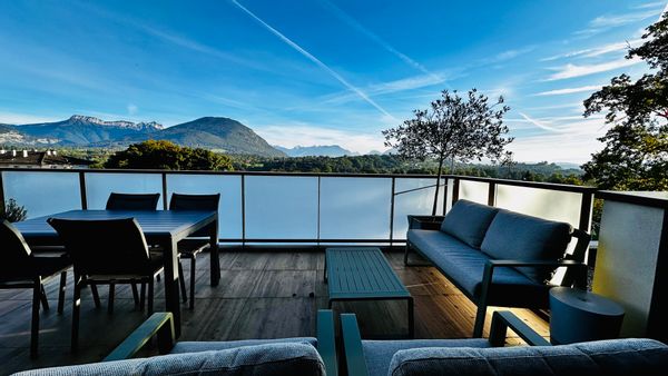 Appartement 3 chambres avec vue montagne époustouflante à 10 minutes du lac d'Annecy