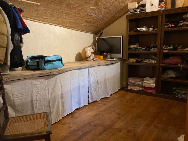 Petite maison en pierre (1 chambre) dans le village médiéval de Genolhac.