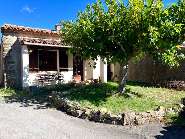 Une maison fort sympathique pour 5 pers dans un petit village paisible des Hautes Corbières.