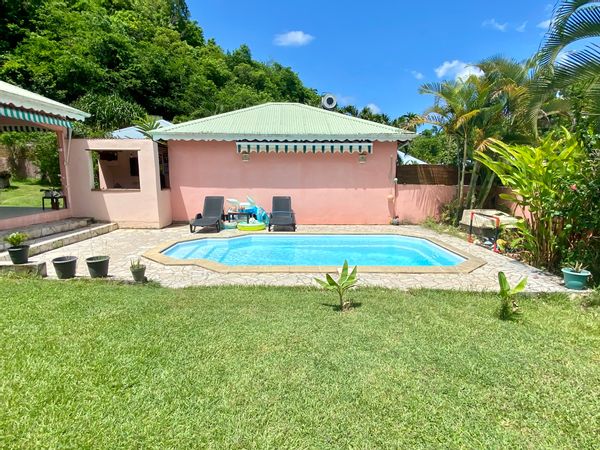 La Kaz Cosy : maison familiale au coeur du Gosier