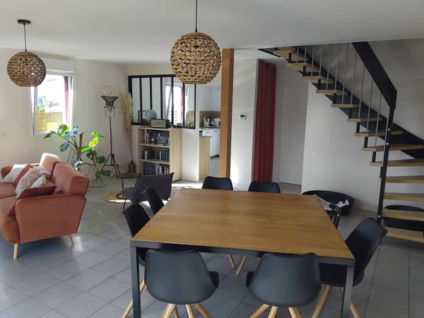 Bienvenue dans la maison de Claire et Yann.