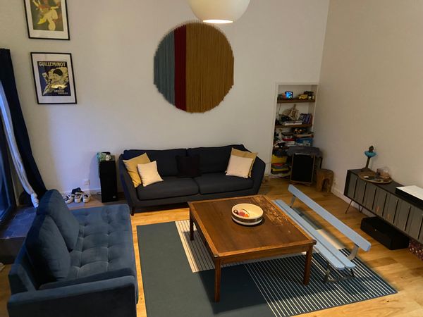 Meulière, 3 chambres, 2 salons, 1 bureau; 2 salle de bain Jardin extérieur, parking