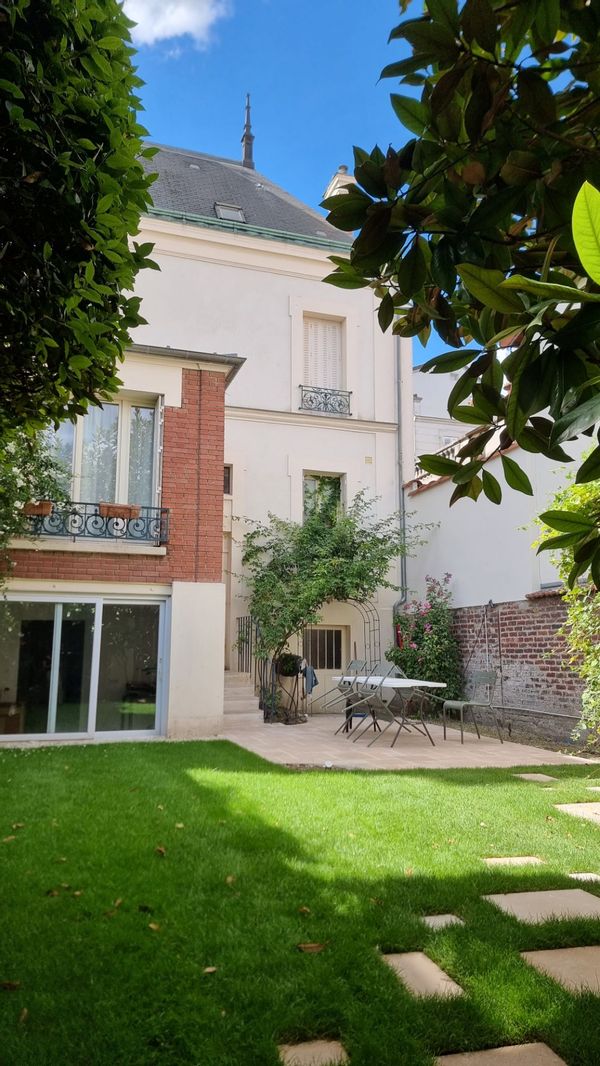La maison de Charline, Rémy et leurs enfants.