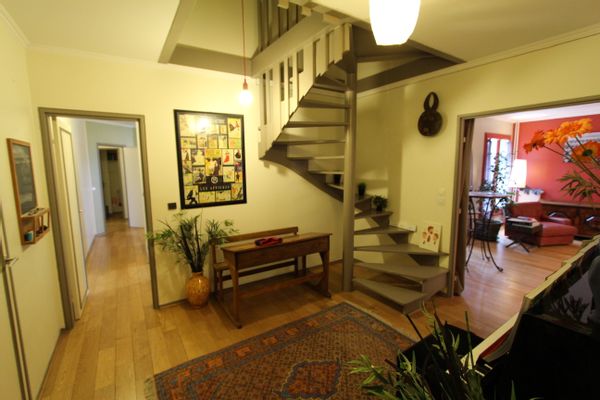 Duplex 8 pièces au cœur de Versailles