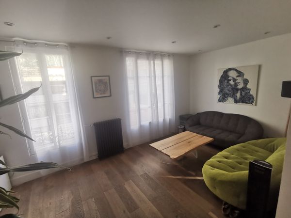 Maison au centre de Puteaux, 3 chambres et un bureau, 2 salles de bain, buanderie en sous-sol