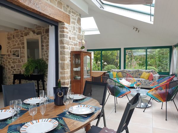 Grande maison avec jardin. Plages et centre ville de Paimpol à 3kms