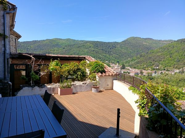 Maison de charme en pierres au coeur de l'Ardèche
