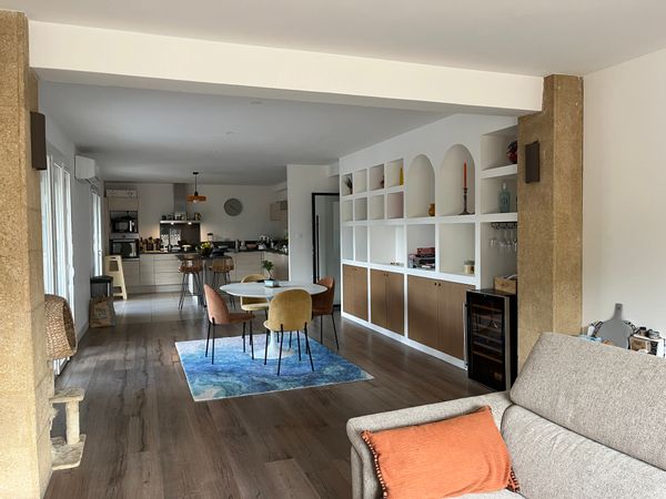 Haut de villa entre Aix et Marseille – Charme provençal, terrasse et calme