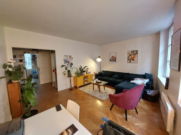 Bel appartement au coeur de Paris, dans l'incontournable quartier du Marais.