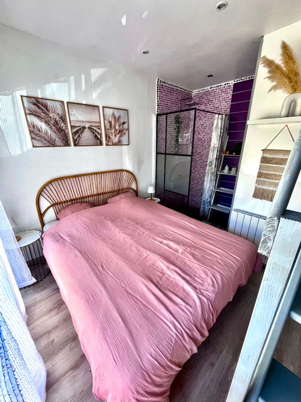 La maison de Claudia à 20 mn des plages dans quartier calme avec jardin clos et piscine hors sol