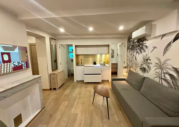 Calme absolu au cœur du vieil Antibes