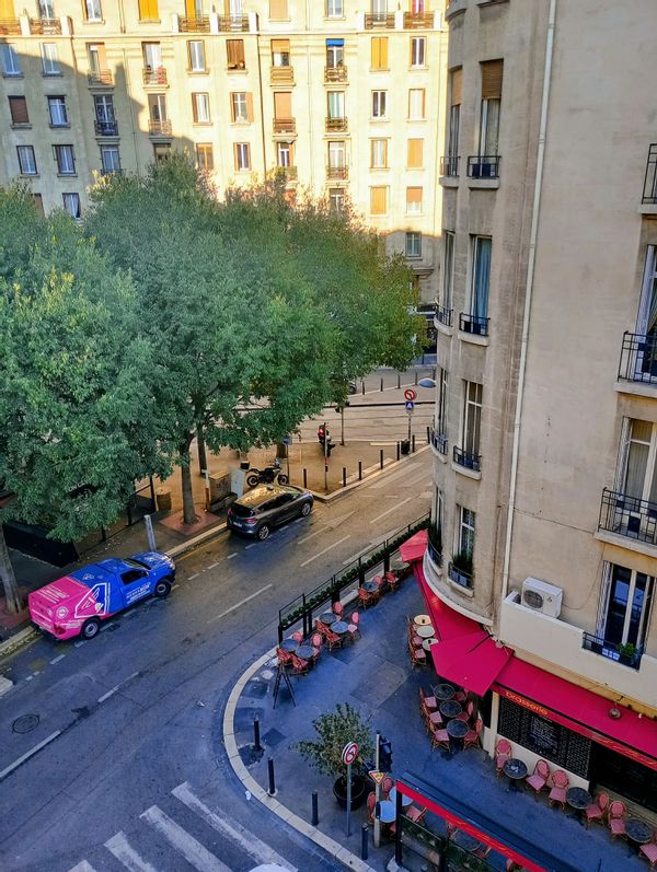 Appartement chaleureux au cœur d’un quartier convivial