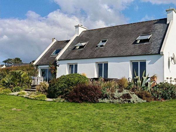 Maison au bord de l' eau