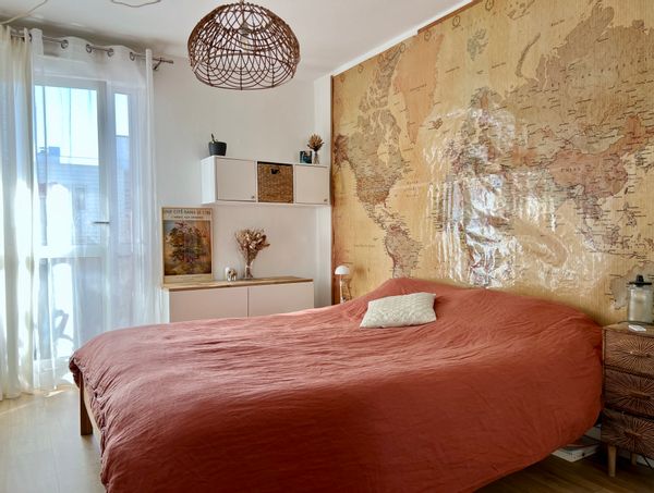 La chambre privée de Adrien