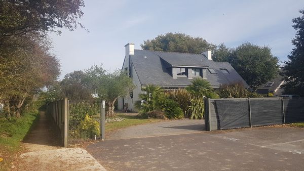 Maison agréable avec grand jardin, proche de Vannes, Carnac et du Golfe du Morbihan