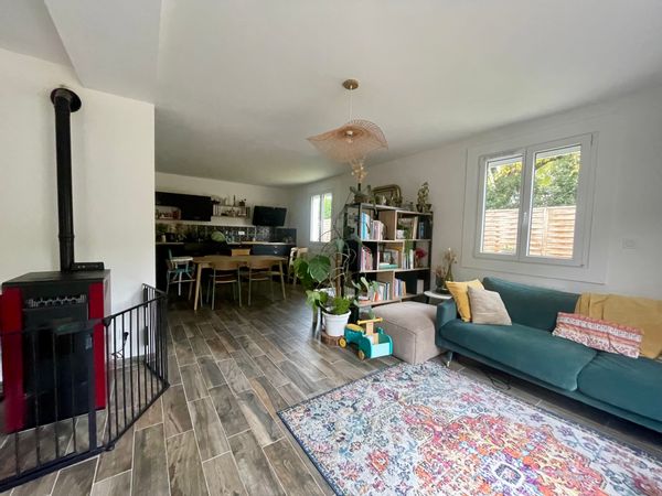 La maison Orso est située au bord du Canal, le long de la voie verte et à 15min du centre ville