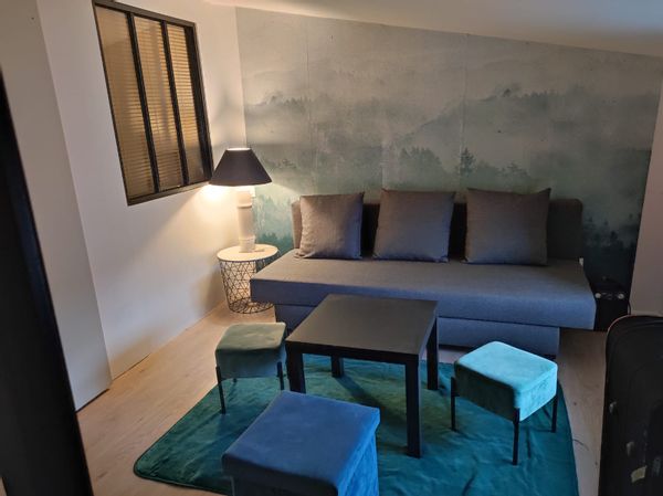 Sous les toits, Logement cosy, Très Calme Original et agréable, Près de Valence.