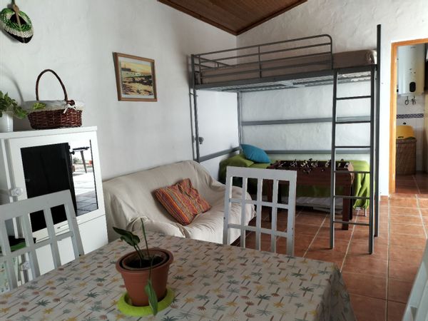 Estudio-apartamento con cocina compartida