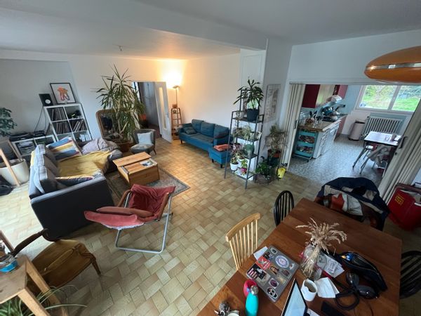 Grande maison de ville en périphérie de Rennes, entre ville et campagne !