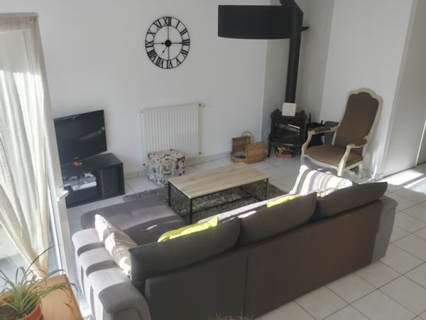 Petite maison bretonne entre ville et mer