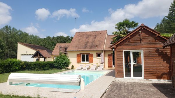 La petite Ânerie et sa piscine Le Mans Pays de la Loire