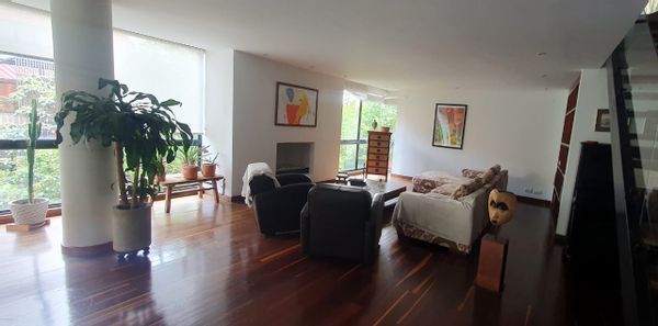 Appartement de charme, lumineux et parfaitement placé pour découvrir Bogotá