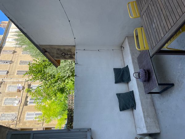 L'appartement de Léon - lumineux avec terrasse au cœur de la ville