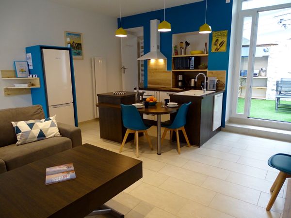 Appartement au cœur de la vieille ville avec patio, tout se fait à pied