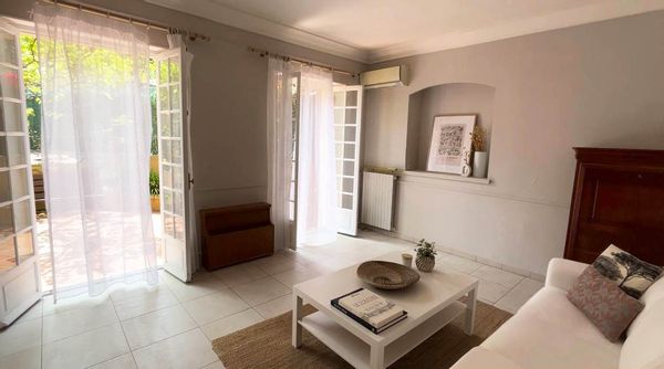 La Maison du Pérousin, a typical French home from the early 19th Century.