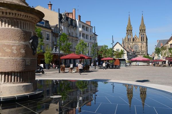 La maison de Jean Charles, proche du centre-ville et des bords de rivière de l'Allier