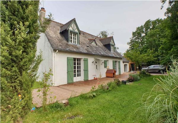 Maison de charme, idéale pour venir en visiter en famille la vallée de la Loire et ses châteaux.