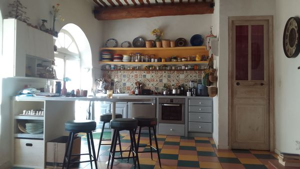 Maison de charme au cœur du village de Bédoin. 4 personnes possible. Mont Ventoux. Proche Avignon.