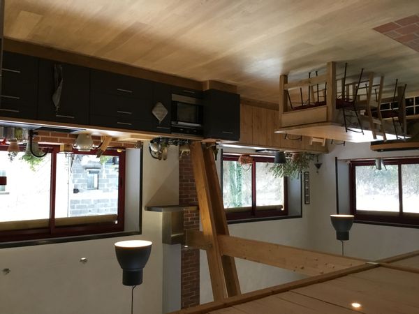 Une maison unique, douce et lumineuse au cœur de la petite Toscane auvergnate