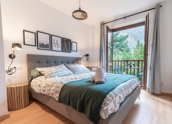 Duplex de charme à Benasque, votre refuge dans les Pyrénées, près de l’Aneto : ski et montagne