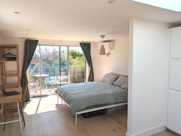 Boutique Sea View Retreat in Ovingdean, Moments from Brighton