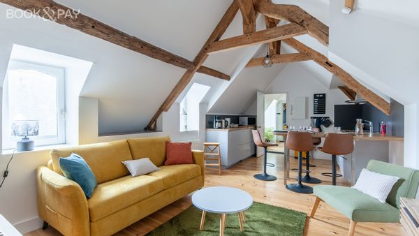 Appartement situé au coeur de Bayeux face à la Cathédrale proche des plages du débarquement