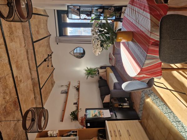 Our cozy place in the center of Barcelona, full of light and made for feeling at home.