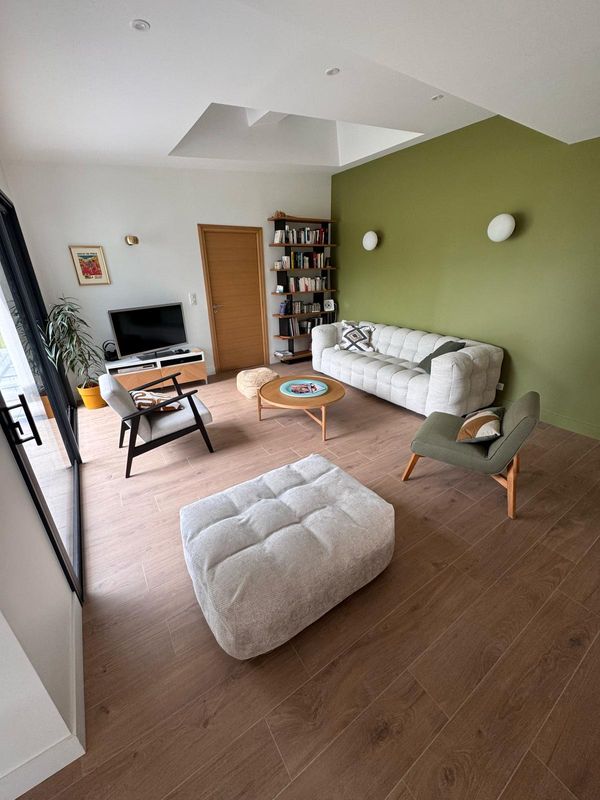 Maison d'architecte à Quimiac, au calme, idéal pour profiter des activités entre mer et campagne.