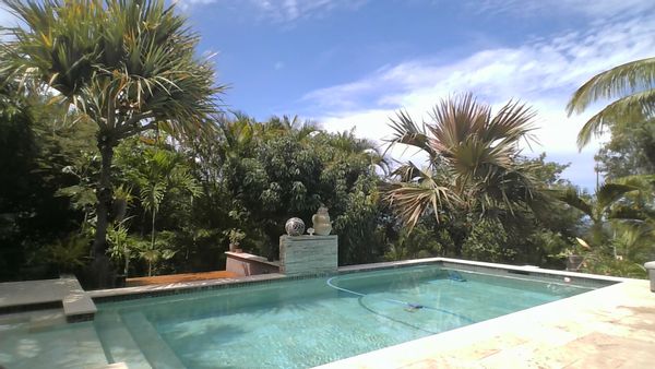 La maison de LAURENT Maison de charme avec tout confort 10mn des plages de St Leu.