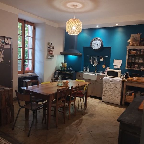 Maison typique et pleine de charme idéale pour un séjour paisible au coeur de la Provence française.