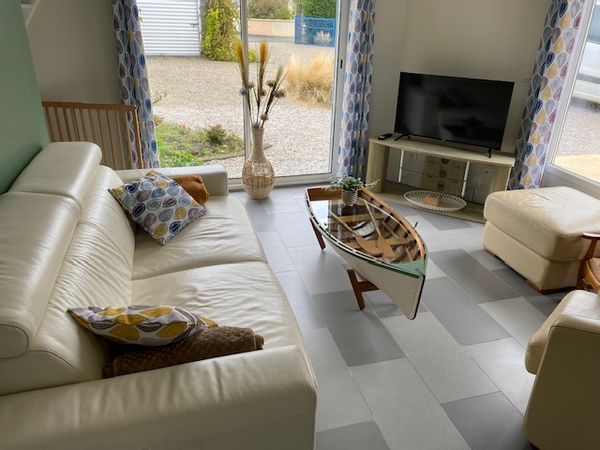 La maison bleue  de Jacques et Chantal   à 500 mètres de la plage