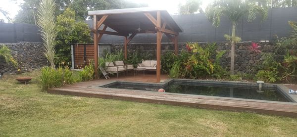 Villa spacieuse et calme, piscine, jardin et sport, accès facile aux sites touristiques