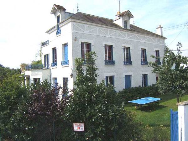 Charmante maison avec de très beaux volumes et de belles prestations