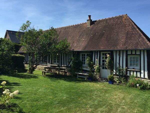 Charmante longère normande à colombages près d’Honfleur