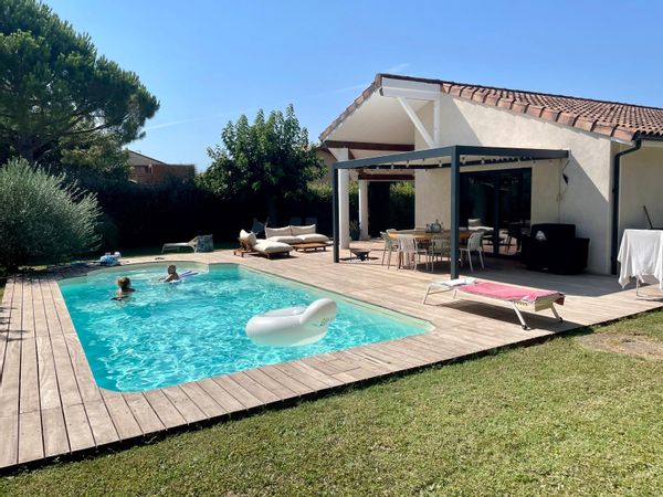 Maison lumineuse avec grand jardin et piscine au cœur de la Drôme, entre l’Ardèche et le Vercors