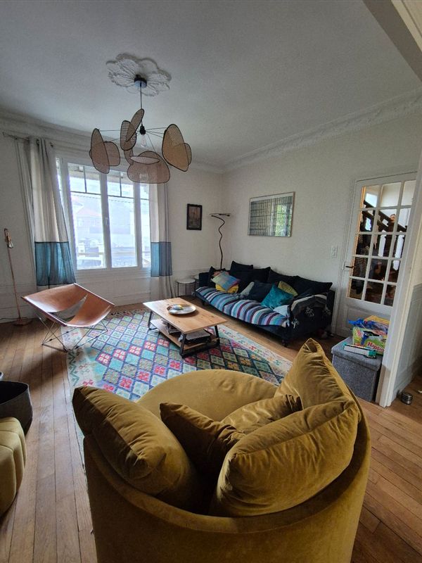 Grande maison familiale proche de Paris