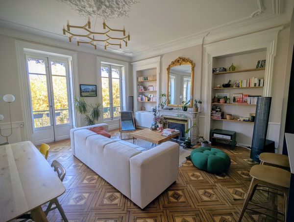 Central Lyon Apartment - River View