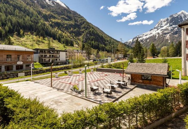 Appt - Pieds des pistes, piscine,sauna dans la vallée de Chamonix ( 9 nuits)