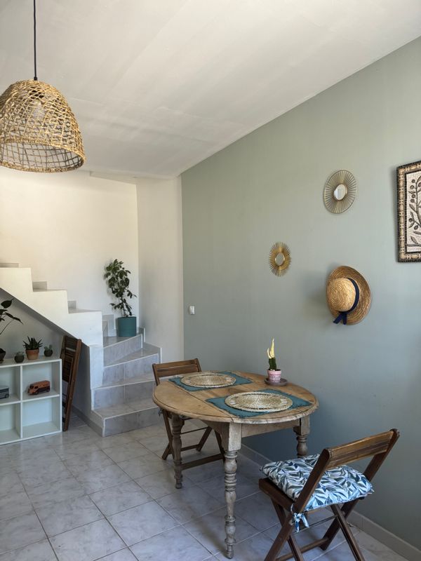 Belle maison au cœur de village dans le sud de la France à côté de Aix-en-Provence.