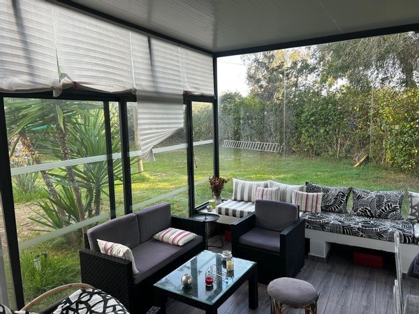 Maison d’angle,grand jardin un havre de paix entre bois et océan . Plage à 80m Et golf à 5 min